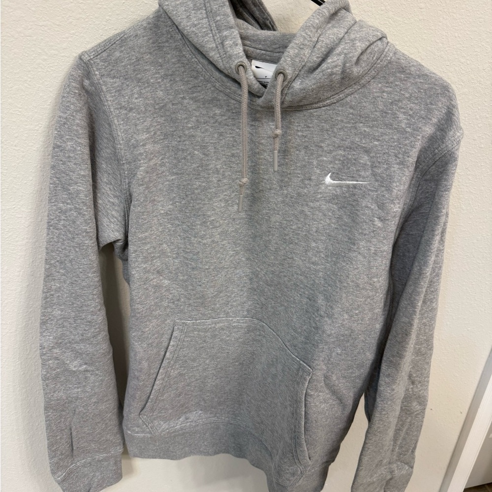 Nike Men's Heather Gray Pullover Hoodie